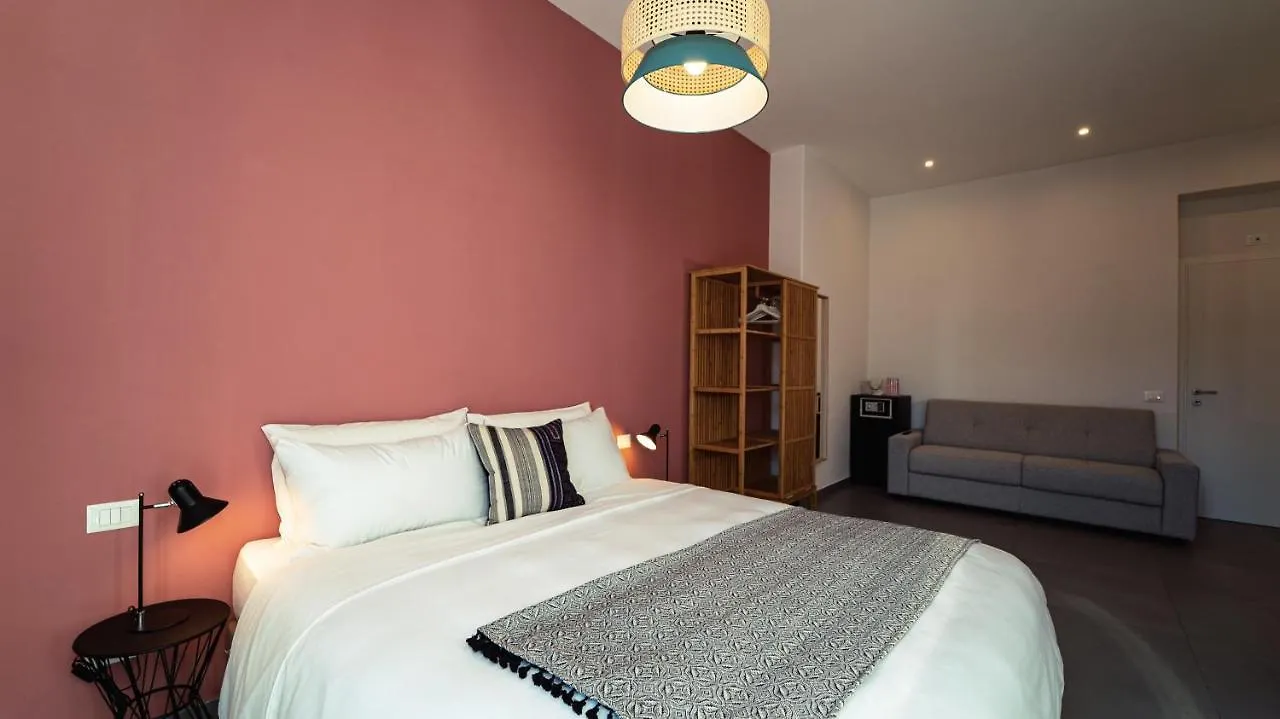 לינה וארוחת בוקר פלרמו Zefiro Suites
